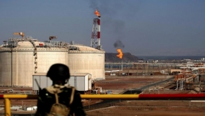 الحكومة اليمنية تسعى لإنتاج 110 آلاف برميل من النفط الخام يوميا