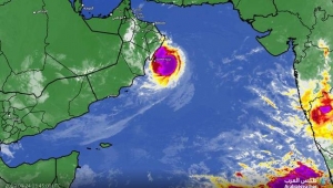 الأرصاد الجوية: إعصار "هيكا" يقترب من سواحل سقطرى والمهرة