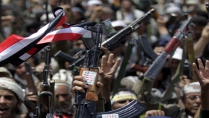 الحوثيون يحشدون لقطع الطريق الرابط بين تعز و عدن