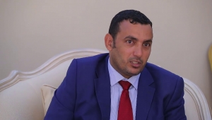 محافظ سقطرى ينشر تفويضاً مهماً لصرف مرتبات القطاع الحكومي