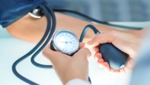  8 نصائح طبية للتعامل مع ارتفاع ضغط الدم