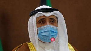 وزير الخارجية الكويتي يدخل في حجر صحي بعد لقائه رئيس وزراء باكستان المصاب بكورونا