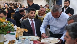 سفير الإمارات بإسرائيل يتجاهل أحداث القدس ويكثّف التّطبيع
