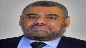"نائب رئيس البرلمان" يتساءل عن موقف السلطات التنفيذية المركزية من الاستحداثات العسكرية الإماراتية في سقطرى