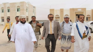 المهرة.. وزير الصحة يضع حجر الأساس لمشروع ترميم وتأهيل مستشفى حصوين الريفي