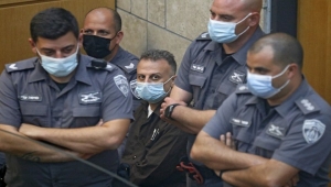 الاحتلال الإسرائيلي يحاكم الأسرى الأربعة بتهم جديدة