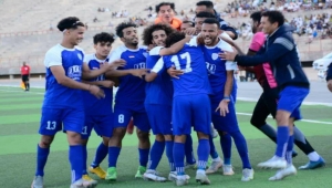 وحدة صنعاء يتأهل إلى نهائي الدوري اليمني بعد الفوز على الصقر برباعية