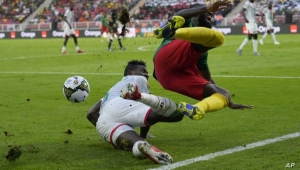 "أسود الكاميرون" يفتتحون كأس الأمم الأفريقية بالفوز على "خيول بوركينا فاسو"