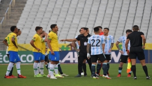 تصفيات مونديال قطر..فيفا يقرر إعادة مباراة البرازيل وضيفتها الأرجنتين