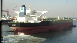 الحكومة تتهم الحوثيين بالتنصل عن تخصيص عوائد سفن الوقود للمرتبات
