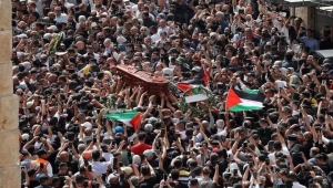 دفن جثمان الصحفية شيرين أبو عاقلة في القدس المحتلة