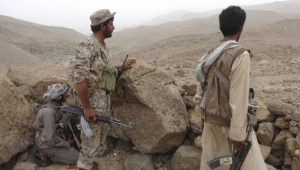 مقتل جندي وإصابة ثلاثة آخرين إثر هجوم حوثي على مواقع الجيش غربي تعز