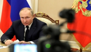 بوتين يوقع مرسوم اعتراف باستقلال خيرسون وزاباروجيا الأوكرانيتين