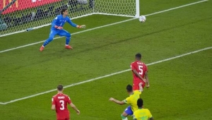 البرازيل تهزم سويسرا وتبلغ دور الـ16 لمونديال قطر 2022