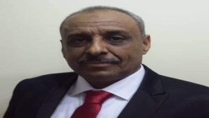 عدن.. عميد كلية المجتمع يواصل التمرد على قرار وزير التعليم العالي ويهدد باستخدام القوة