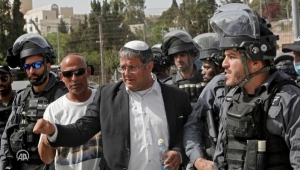 وزير الأمن القومي للإحتلال الإسرائيلي يقتحم المسجد الأقصى