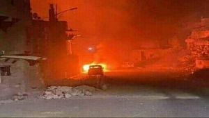 تعز.. مجهولون يحرقون سيارة ناشط سياسي موالي لطارق صالح