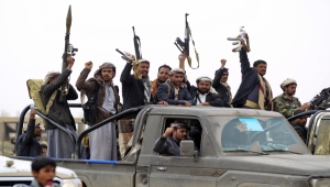 جماعة الحوثي: أمريكا تكثف وجودها العسكري قبالة سواحل اليمن