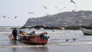 سلطات إرتيريا تفرج عن 28 صيادا يمنيا