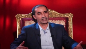 السلطات المصرية ترحل السياسي اليمني "عادل الشجاع" إلى إسبانيا