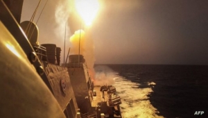 تقرير: لماذا لن توقف الضربات الأميركية هجمات الحوثيين على السفن؟