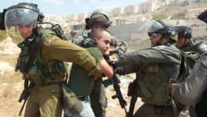 قوات الاحتلال تواصل حملة التنكيل في الضفة الغربية وتعتقل العشرات من الفلسطينيين