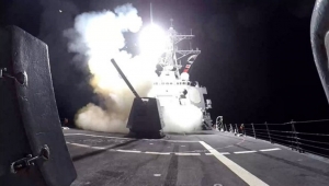 أكدت تعرض سفينة لاستهداف.. القوات الأمريكية تعلن تنفيذ ضربتين على أهداف للحوثيين