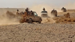 وكالة: 14 قتيلا وجريح في مواجهات بين الجيش والحوثيين في جبهة البلق بمأرب