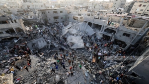 الاحتلال يكثف قصفه وسط غزة والمقاومة تستهدف الغلاف وتوقع رتلا بكمين