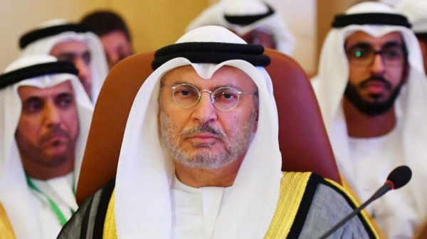 الإمارات تدافع عن إساءة ماكرون للإسلام والرسول الكريم