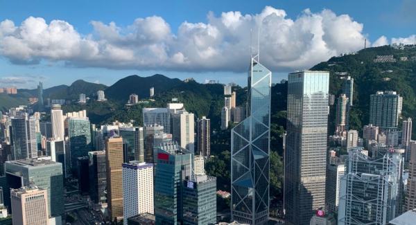 60 مليار دولار خسائر 9 شركات.. هونغ كونغ على أبواب "ركود اقتصادي"