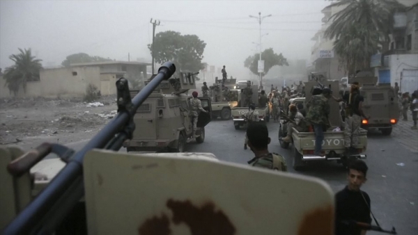 الجيش اليمني يُسقط معسكراً جديداً ل"النخبة الشبوانية" ويقبض على قادة "ميليشيا" تابعين للإمارات