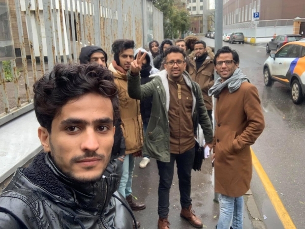 بعد أيام من الاحتجاجات ..الكشف عن مسودة إتفاق تنهي الأزمة بين الطلاب المبتعثين والسفارة اليمنية في روسيا