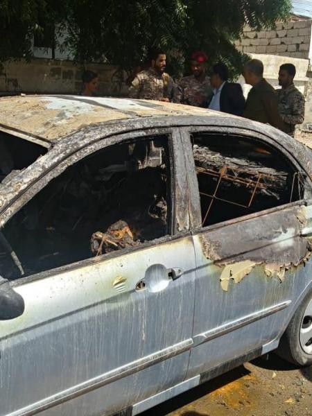 إستياء واسع يعم الشارع في محافظة عدن من حادثة إحراق شاب داخل سيارته