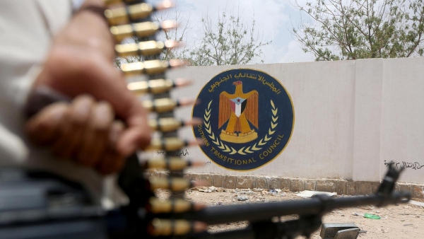 "الحزام الأمني" ينشر قواته في عدن ويستحدث نقاط تفتيش جديدة
