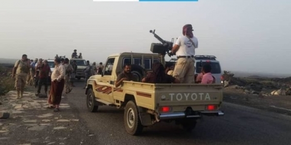 مقتل وإصابة 4جنود في هجوم على عربة عسكرية للقوات الحكومية في أبين