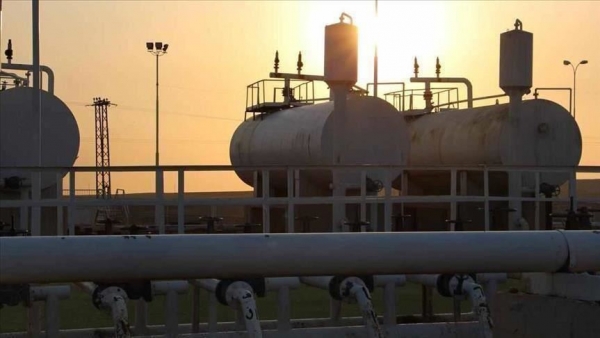 الحكومة اليمنية تسعى لبدائل تصدير النفط مع سيطرة الإمارات على موانئ التصدير