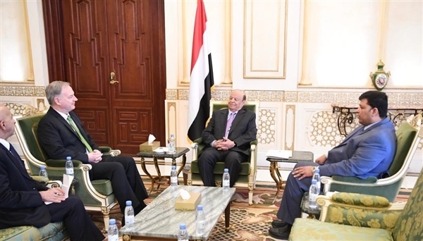 المبعوث الاممي يُطلع الرئيس هادي على رؤيته وخطواته المقبلة لتحقيق السلام باليمن