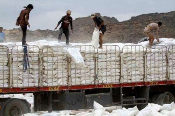 العالم يدرس خفض المساعدات المقدمة لليمن بسبب الحوثيين