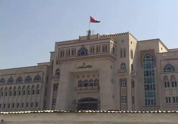سلطنة عمان تقرر تعليق الدراسة في كافة المؤسسات التعليمية