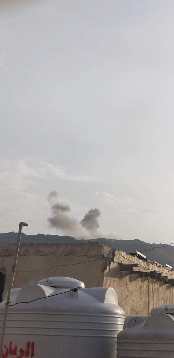 تحليق كثيف لمقاتلات التحالف في أجواء العاصمة صنعاء عقب سلسلة انفجارات مدوية