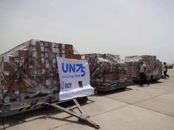وصول اكثر من 40 طنا من المساعدات الطبية إلى عدن وصنعاء