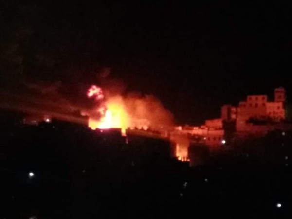 صنعاء ... حريق هائل يلتهم عدد من المنازل