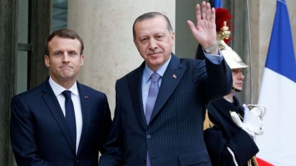 الرئيس الفرنسي ماكرون يشن هجوما عنيفا على تركيا و يقول إنها تمارس "لعبة خطرة" في ليبيا