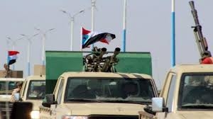 دبلوماسي يمني  : الانتقالي سيعمل على تفكيك الوحدة وتقويض الدولة