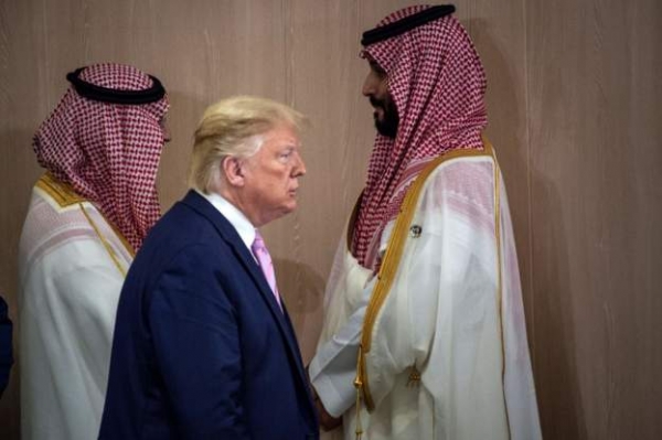 نيويورك تايمز : حفل شواء في السفارة الأمريكية في السعودية وترامب يهتم بعلاقته ببن سلمان أكثر من سلامة الأمريكيين
