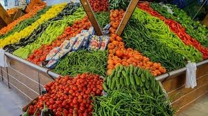 الفواكة والخضروات في عدن  تشهد استقرارا نسبيا