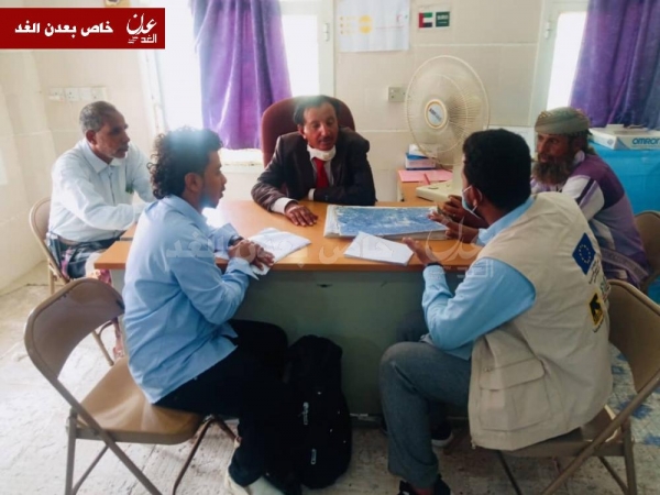 فريق من المؤسسة الطبية الميدانية يزور مستشفى احور