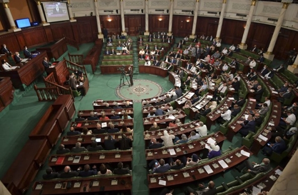 البرلمان التونسي يمنح حكومة هشام المشيشي الثقة