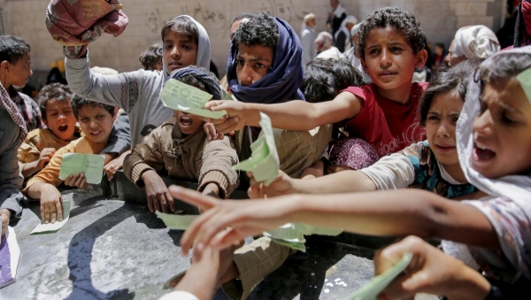كيف أسهم "تحالف دعم الشرعية" في انهيار الاقتصاد اليمني؟